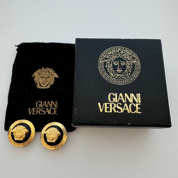 Gianni Versace - Picture 3 of 3